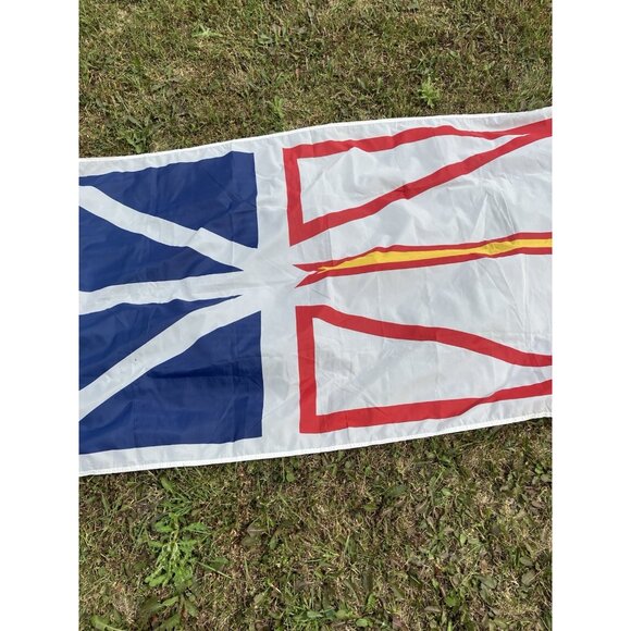 Vintage Canadian Provincial/Territorial Flag - Newfoundland and Labrador - Picture 4 of 7